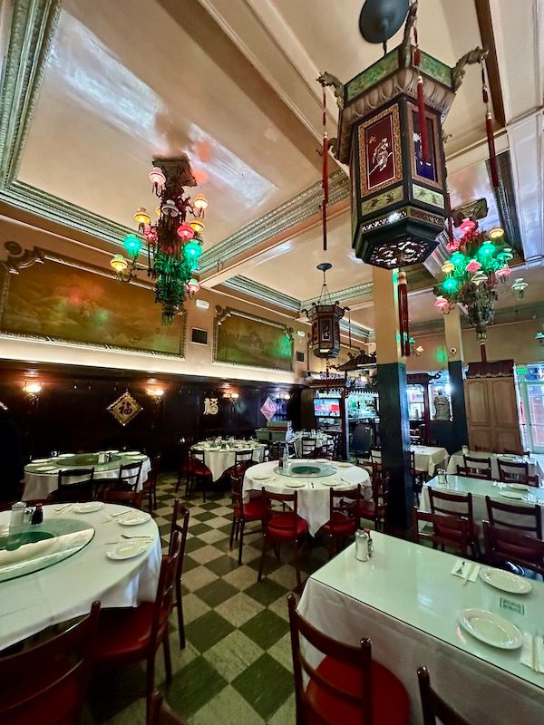 Far East Café vintage restaurant dining room chinatown san francisco