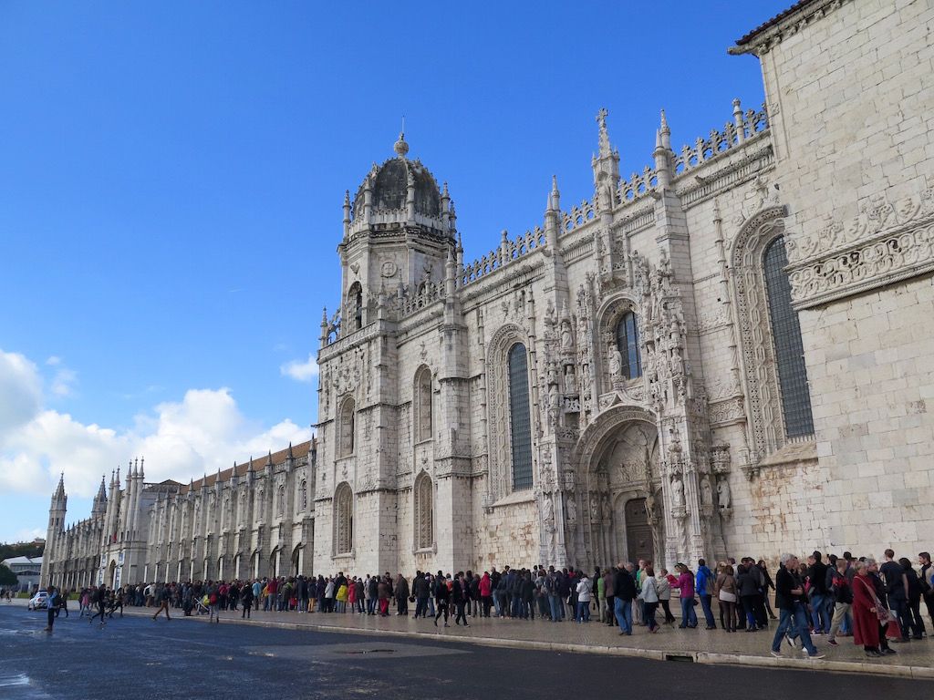 9-lisbon-monastery.jpg