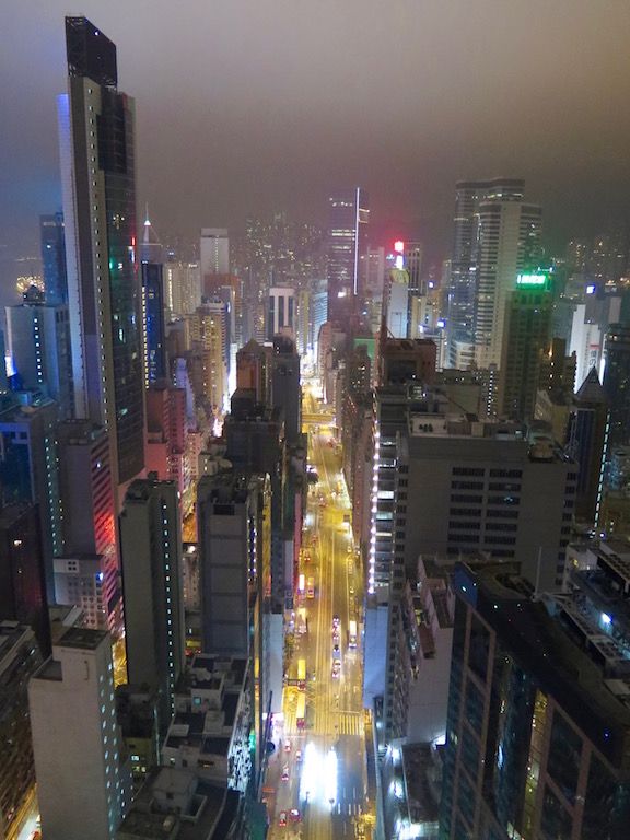8-hongkong-rooftopbar.jpg
