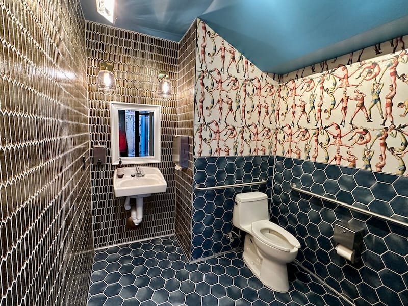 I mean, come on, you gotta see the new bathroom. Photo: © tablehopper.com.
