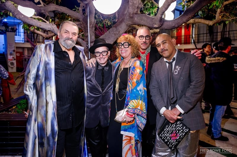 This week’s tablehopper: firebird. (free)