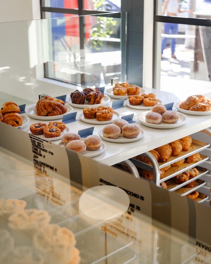 This week’s tablehopper: something sweet. (free)