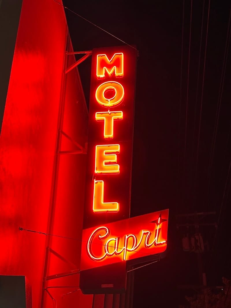 This week’s tablehopper: something sweet. (free)