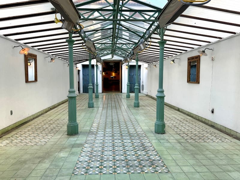 The terrace/patio will be enclosed with a real roof. Photo: © tablehopper.com.