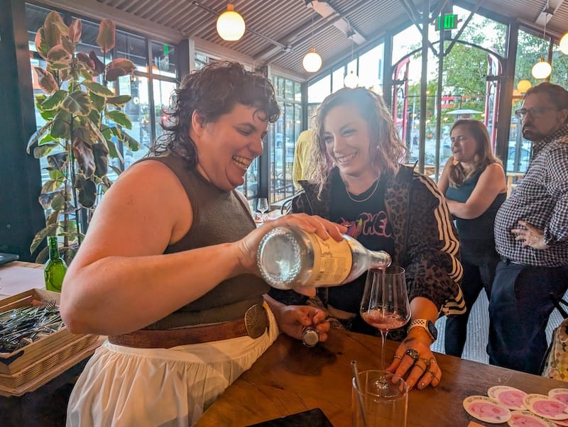 Jessica Bell pouring during her pop-up at Fisch & Flore. Photo courtesy of Fat Cat SF.
