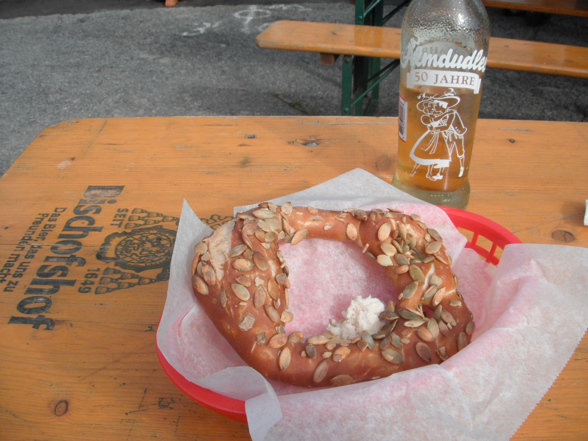 biergarten-2-pretzel.jpg