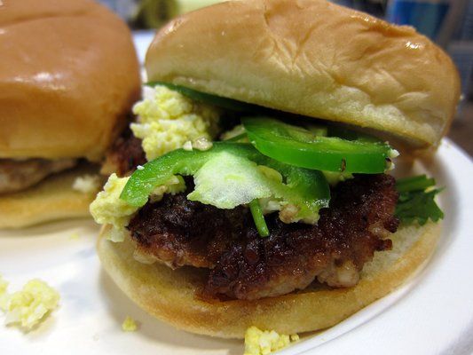 Yelp_Belly_Burger_Banh.jpg