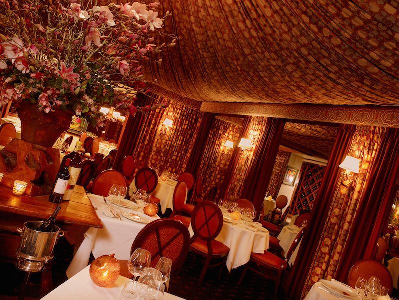 fleurdelys-diningroom.jpg