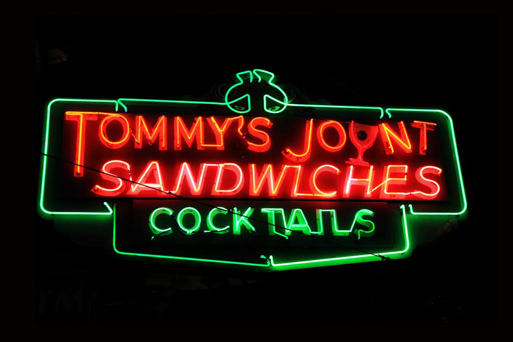 tommysjoynt-sign.jpg
