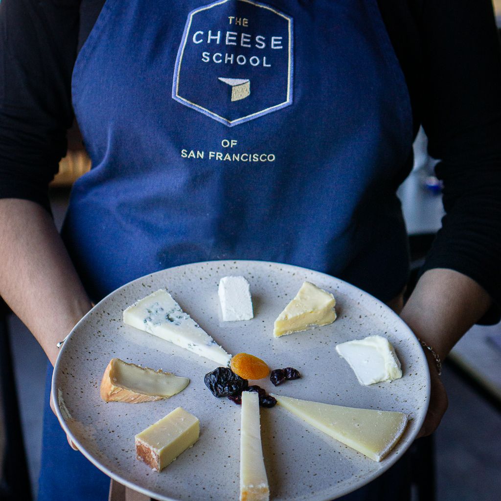 1-TheCheeseSchoolofSanFrancisco-apron.jpg