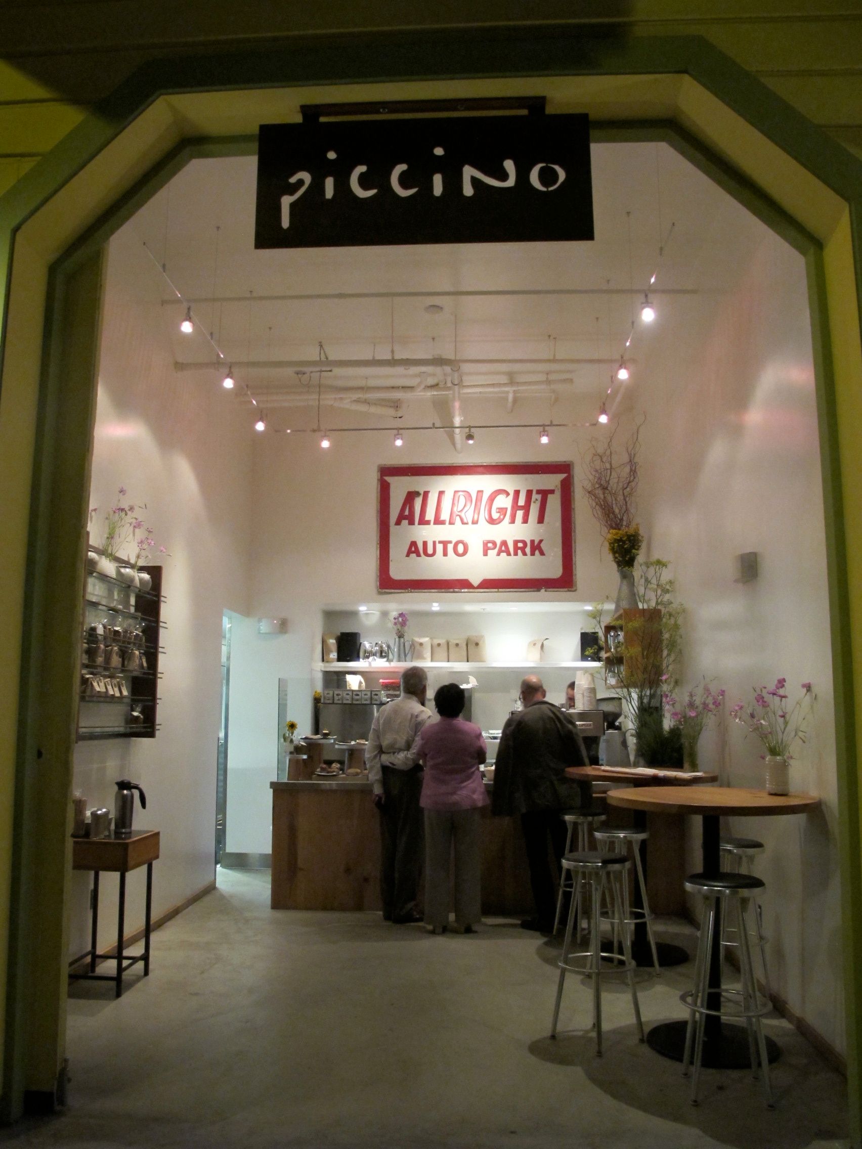 6-piccino-cafe.jpg