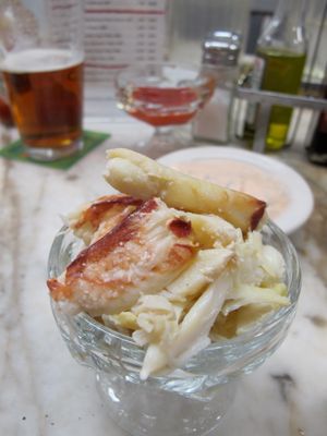 March 30, 2010 - This week's tablehopper: joyridin'.