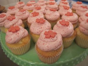 May 25, 2010 - This week's tablehopper: hopper hell (part one).