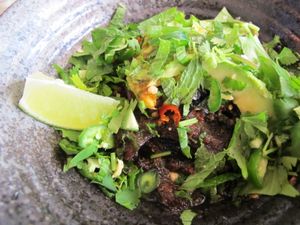 This week's tablehopper: keep on truckin'.