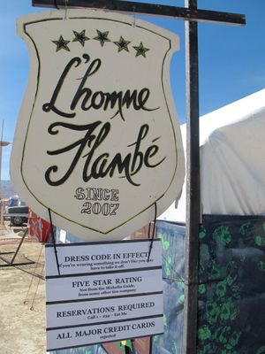 September 10, 2010 - This week's tablehopper: fly by night.