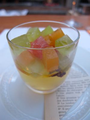 October 12, 2010 - This week's tablehopper: hot damn.