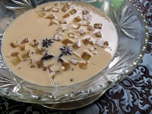 November  9, 2010 - This week's tablehopper: fall back, fall color, fall down.