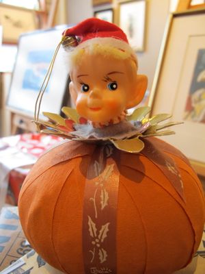 December 14, 2010 - This week's tablehopper: a very busy (and boozy) elf.