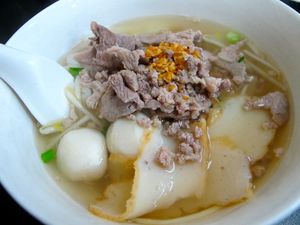 This week's tablehopper: after the party.