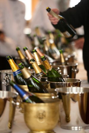 May 27, 2011 - This week's tablehopper: start your engines.