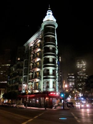 This week's tablehopper: poetic license.