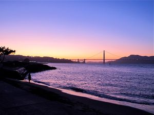 This week's tablehopper: go big or go home.