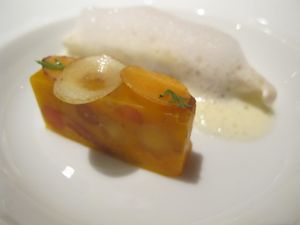 January 31, 2012 - This week's tablehopper: the final stretch.