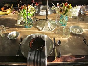 April  3, 2012 - This week's tablehopper: hop hop hop.