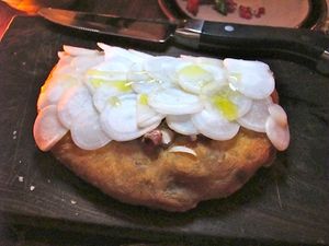 July 17, 2012 - This week&#x27;s tablehopper: appy hour.