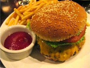 This week's tablehopper: everybody's working for the weekend.