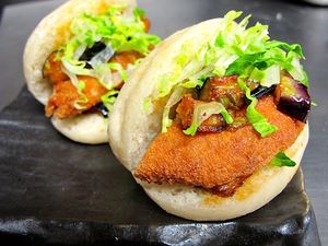 September 25, 2012 - This week's tablehopper: Calgon, take me away.