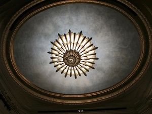 This week's tablehopper: la donna è mobile.