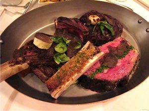 This week's tablehopper: check it.