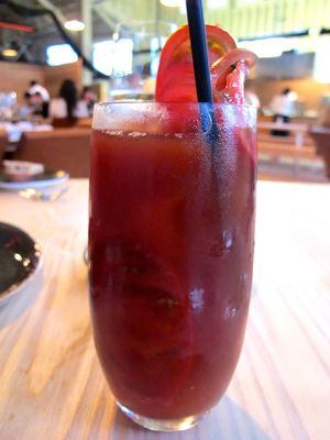 July 19, 2013 - This week's tablehopper: rockin' in Auckland.