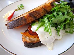 This week's tablehopper: bewitched.