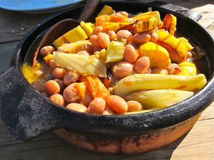 October 22, 2013 - This week's newsletter: hopper hot list.