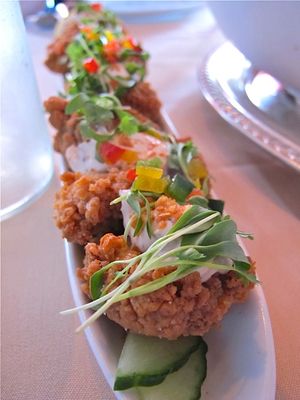 This week's tablehopper: coming in hot.