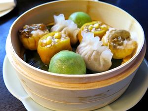 January 17, 2014 - This week's tablehopper: food-o-rama.