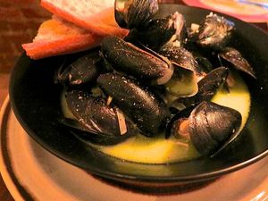 This week's tablehopper: under the Tuscan clouds.