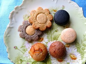 This week's tablehopper: spring fling.