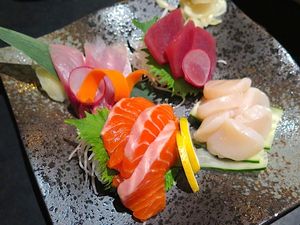 This week's tablehopper: hotsy totsy.