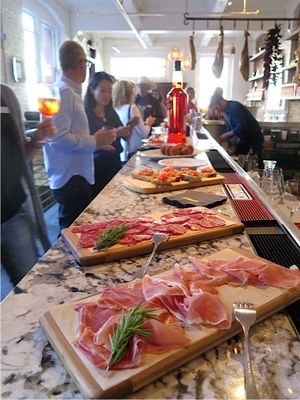 This week's tablehopper: afternoon delight.