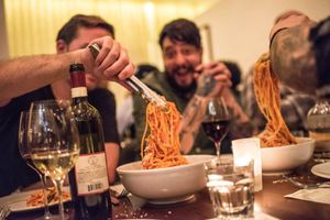 This week's tablehopper: tutti a tavola!