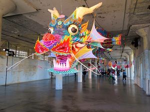 April  3, 2015 - This week's tablehopper: it's a good Friday.