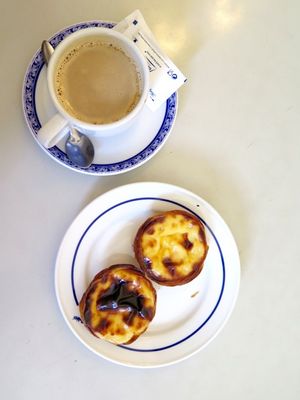 This week's tablehopper: I left my heart in Lisbon.