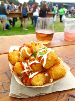 This week's tablehopper: time for seconds.