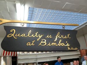 October 27, 2015 - This week's tablehopper: these vagabond shoes, are longing to stray.