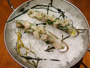 This week's tablehopper: so foxy.