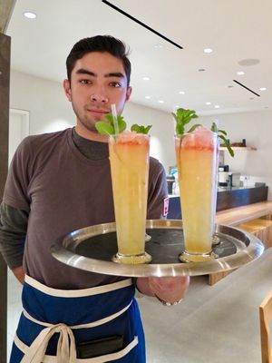 This week's tablehopper: March radness.