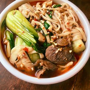 April 18, 2017 - This week's tablehopper: (no longer) illin' like Bob Dylan.